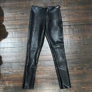 Black Textured Leggings